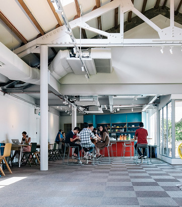 The Working Capitol @ Keong Saik - interior view 4